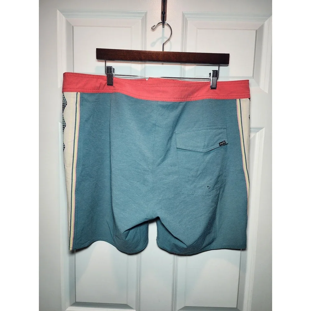 Roark The Passage Boardshorts Mens 38 Blue Red Geometric Trim Swim Trunks